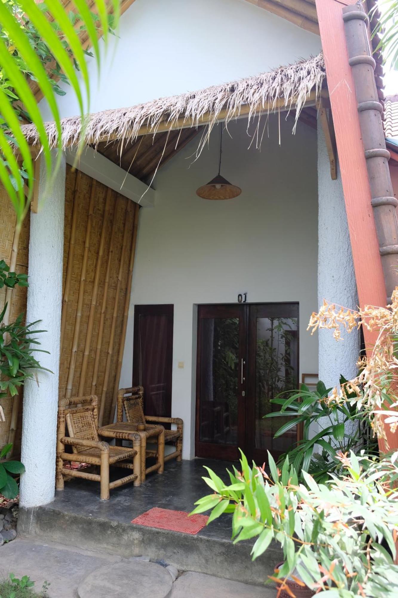 Edelweiss Homestay Kuta  Eksteriør billede